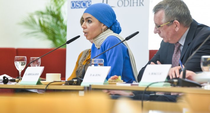Engy Abdelkader, Member of ODIHR’s Advisory Panel of Experts on Freedom of Religion or Belief, presents the Guidelines on the Legal Personality of Religious or Belief Communities in Brussels 4 February 2015 at an event hosted by the European Parliament.